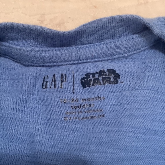 Baby Gap Star Wars T-Shirt (toddler) - Picture 4 of 4